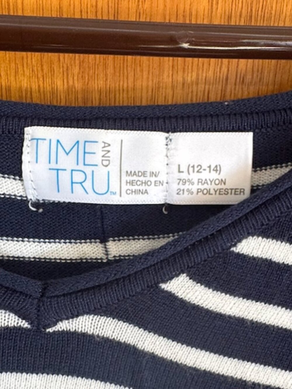 Time & Tru Women's shirt Size (L/12-14) (E11) - Picture 5 of 8